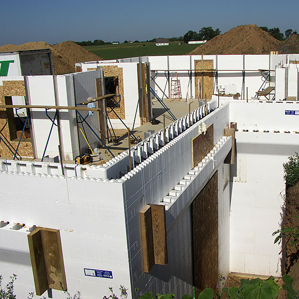 Newcastle Home Builders. Des Mones, Iowa